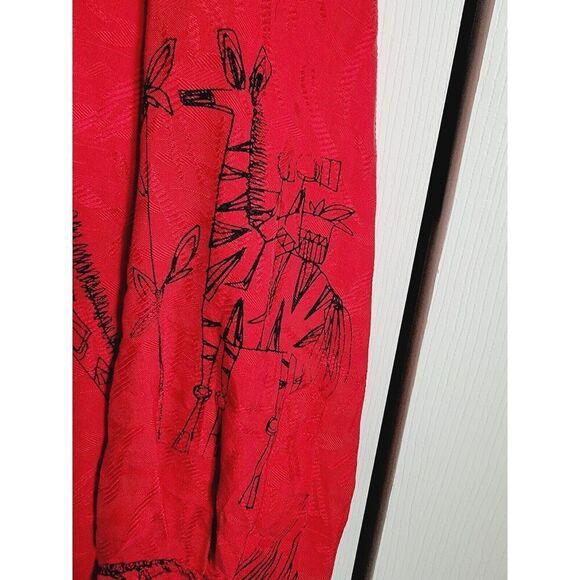 Chico's 2 100% Silk Red Black Long Slv Button-up Large Shirt Stick Figures Print - Picture 10 of 11
